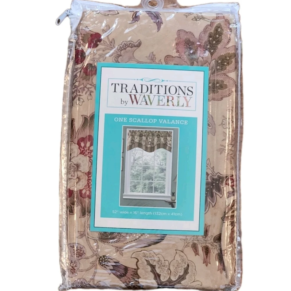 Waverly Traditions Navarra Antique Scallop Valance 52